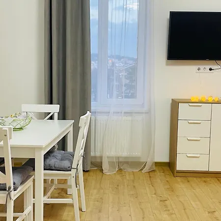 На Куліша 3, Сучасні Апартаменти Біля Оперного Lviv Exterior photo