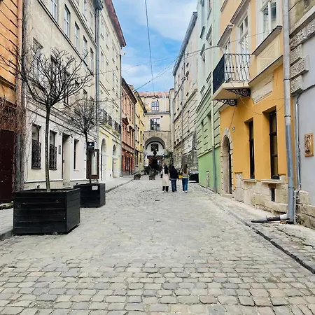 Апартаменти В Центрі Старого Львова Exterior photo